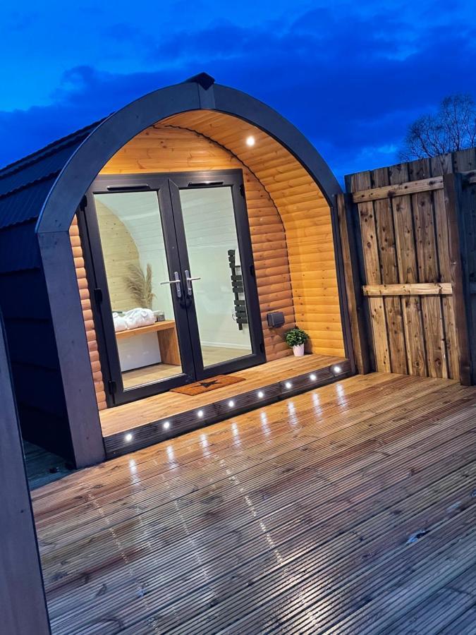 Apex Studio Pod & Jacuzzi Bath Fort William Ngoại thất bức ảnh
